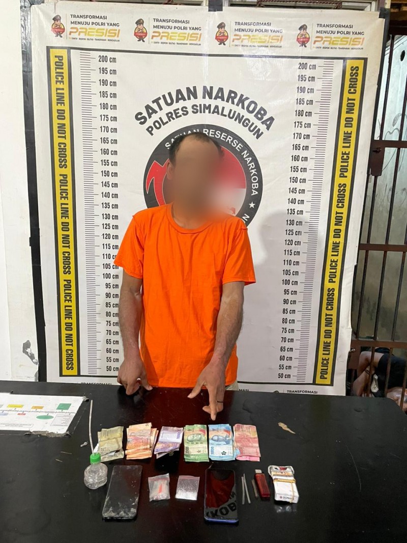 Sempat Melawan Pakai Gunting, Pengedar Sabu Diringkus Polisi di Kebun Sawit Raya Kahean
