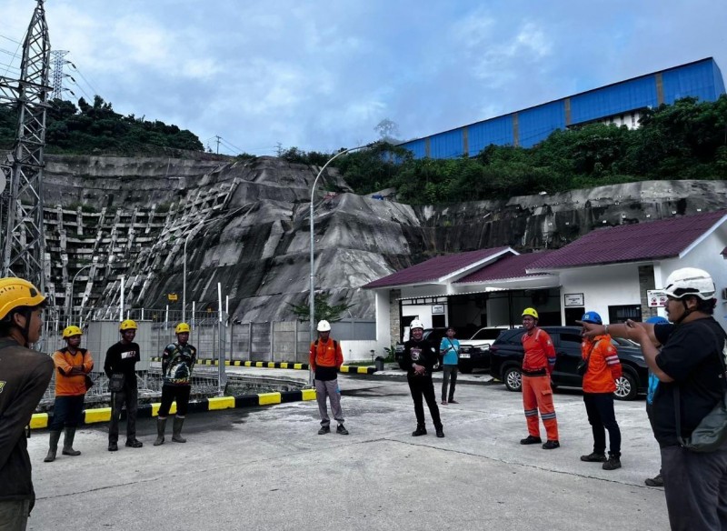 Sistem Kelistrikan Sumatra Berangsur Pulih, PLN Lakukan Penormalan Layanan Hingga Ke Masyarakat