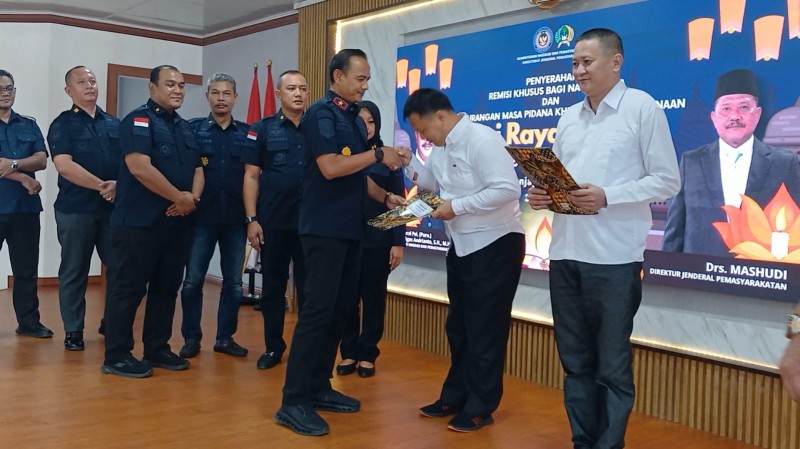 Lapas Kelas I Medan Salurkan Remisi Waisak 2026, 35 WBP Buddha Terima Pengurangan Hukuman