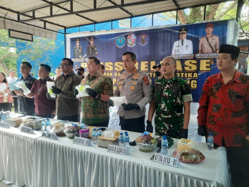 BNNK Deli Serdang Musnahkan 2 Kg Sabu Hasil Tangkapan di Bandara Kualanamu