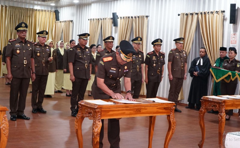 Kajati Sumut Lantik Wakajati, Aspidum dan Kajari, Layani Masyarakat dengan Hati Nurani