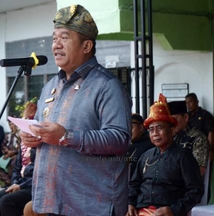 Upacara Hardiknas Kabupaten Asahan Bupati Terima Penghargaan sebagai Bapak Peduli Pendidikan