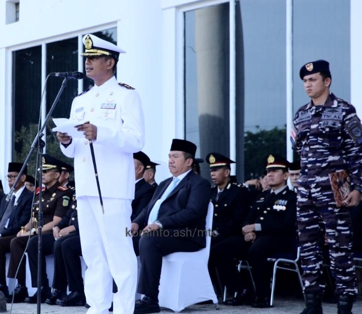 Danlanal TBA Pimpin Upacara Hari Lahir Pancasila