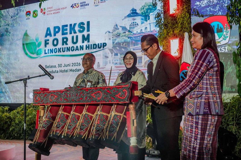 Rico Waas: : Wariskan Lingkungan Sehat dan Alami