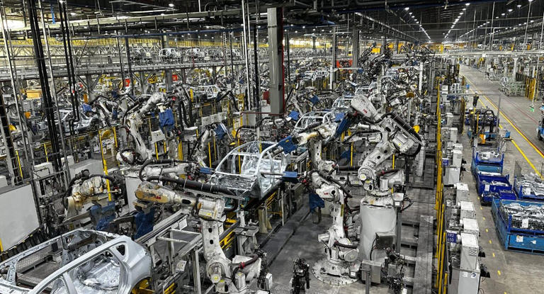 Ini Alasan Investor Otomotif Mulai Tinggalkan Indonesia, Pindah ke Negara Lain
