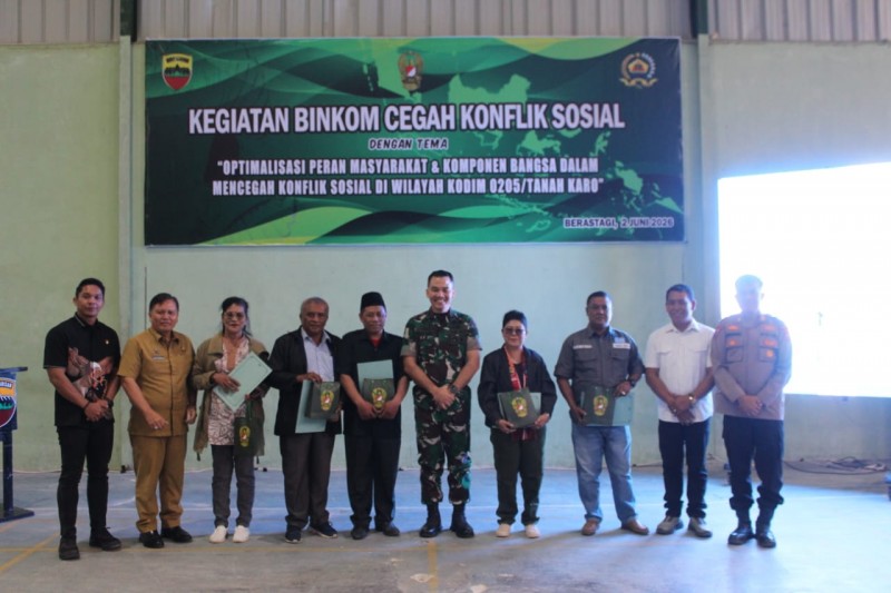 Antusias Masyarakat Cukup Tinggi Untuk Wujudkan Keamanan dan Ketertiban Melalui Binkom di Kodim 0205/TK