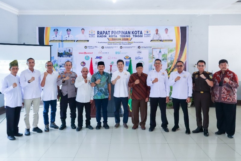 Rakerda Kadin Tebingtinggi  Walikota : " Tekankan Kolaborasi Atasi Tantangan Ekonomi Daerah "