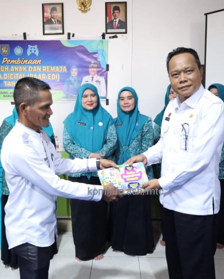 Ketua TP PKK Kabupaten Asahan Tinjau Pelaksanaan Program Pokja I di Desa Tanjung Asri