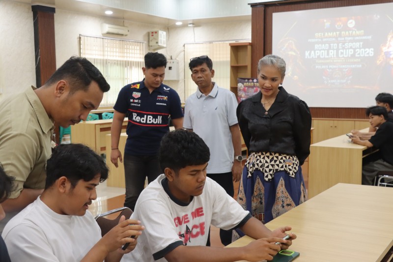 Polres Pematangsiantar Laksanakan Semi Final dan Final Lomba Road To E-Sport Kapolri Cup