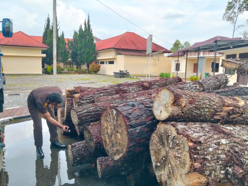 JPU Tuntut Bripda JGS Hukuman Penjara 1 tahun 2 Bulan Dengan Denda Rp 55 Jutaan