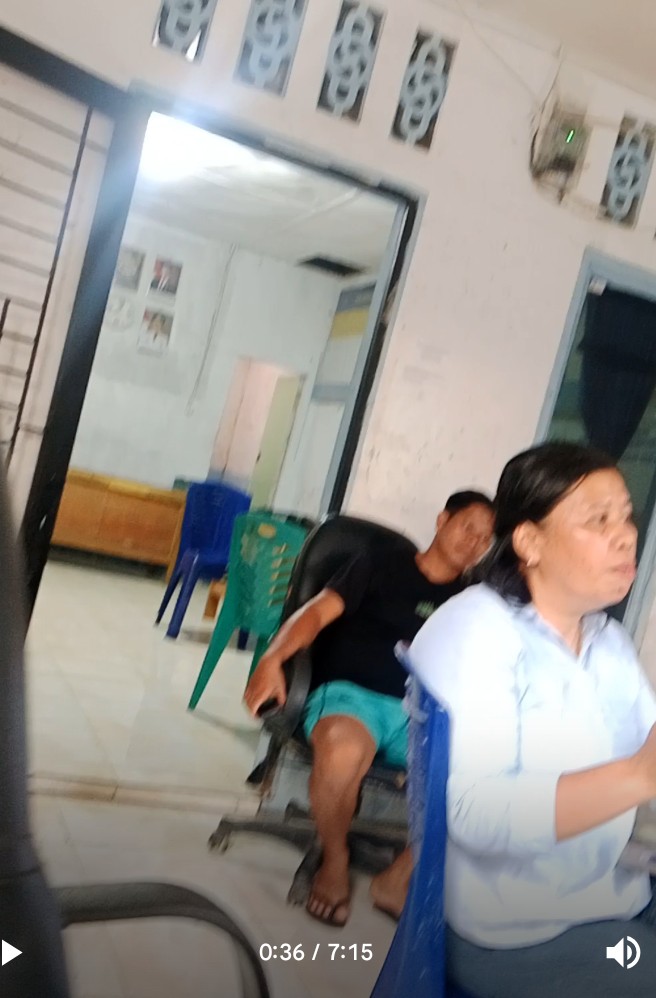 PJ Kades Bengkurung "EV" Dan oknum OKP di duga sembunyikan RAB APBDes dari Konfirmasi Pers