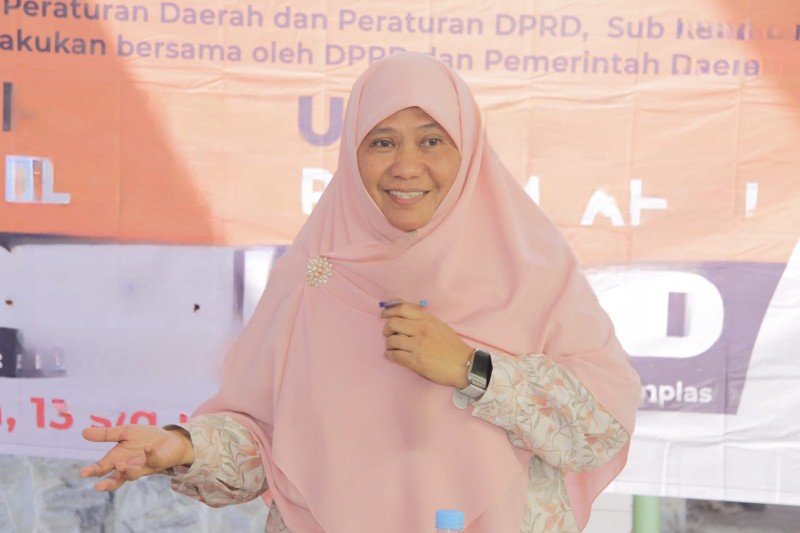 Antrean Truk Mengular di SPBU Amplas, Sri Rezeki : Itu Sudah Berdampak ke Perekonomian