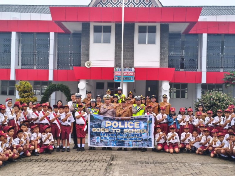 Kanit Gakkum Lantas Polres Simalungun Jadi Irup, Ajarkan Keselamatan Berlalu Lintas ke Siswa SD