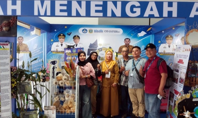 Dukung PHTC Gubernur, Dinas Pendidikan Tampilkan Berbagai Jenis Hasil Kreativitas Siswa SMA/SMK