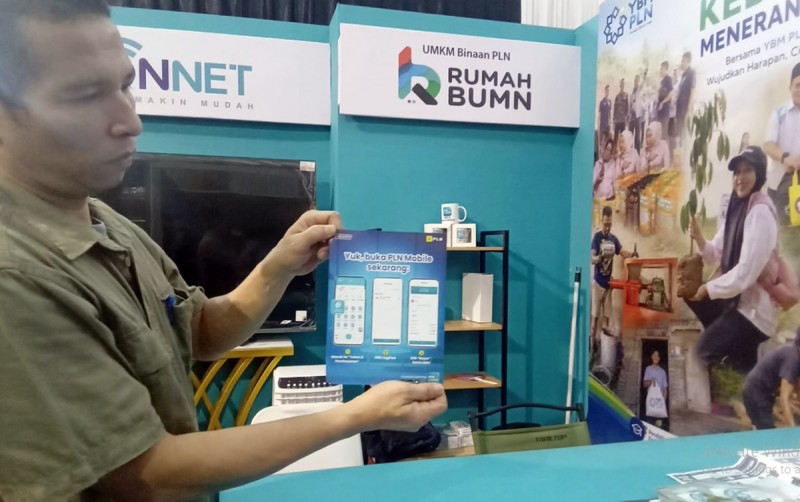 Pengunjung PRSU 2026 Bisa "Berselancar" Malihat Aplikasi Mobile PLN