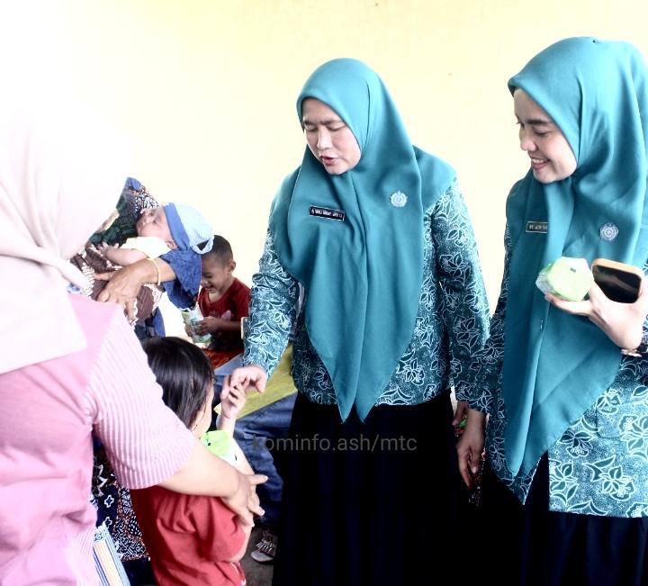 Pos Yandu Gelatik Dadimulyo Dikunjungi Ketua TP.PKK Asahan