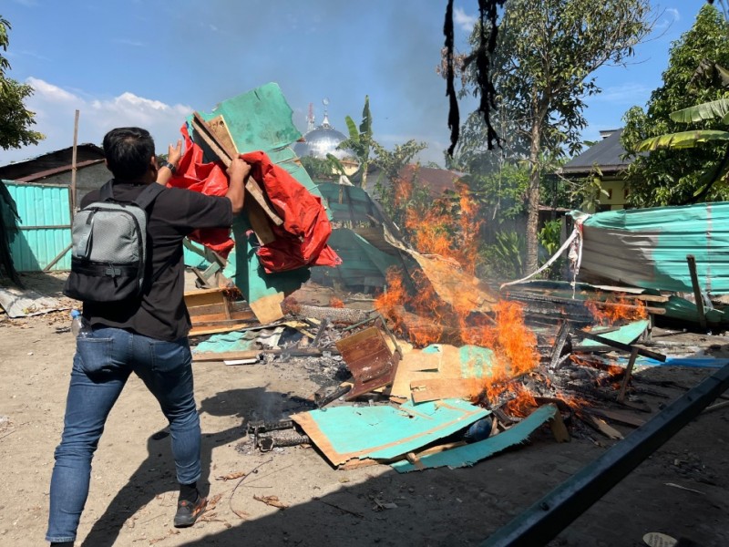 Barak dan Pondok Narkoba di Sei Mencirim Dibakar Polisi, Dua Orang Ditangkap