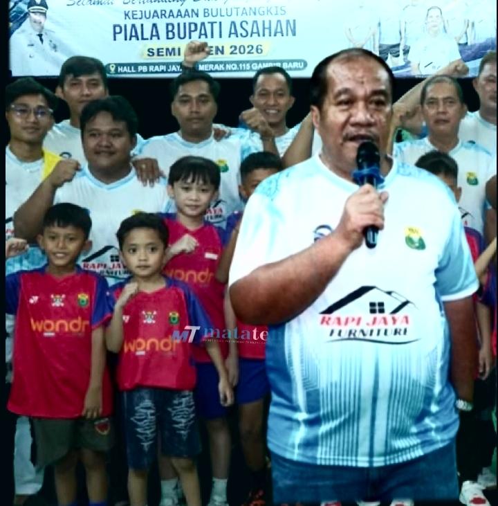 Bupati Asahan Buka Turnamen Bulu Tangkis Rebutkan Piala Bupati