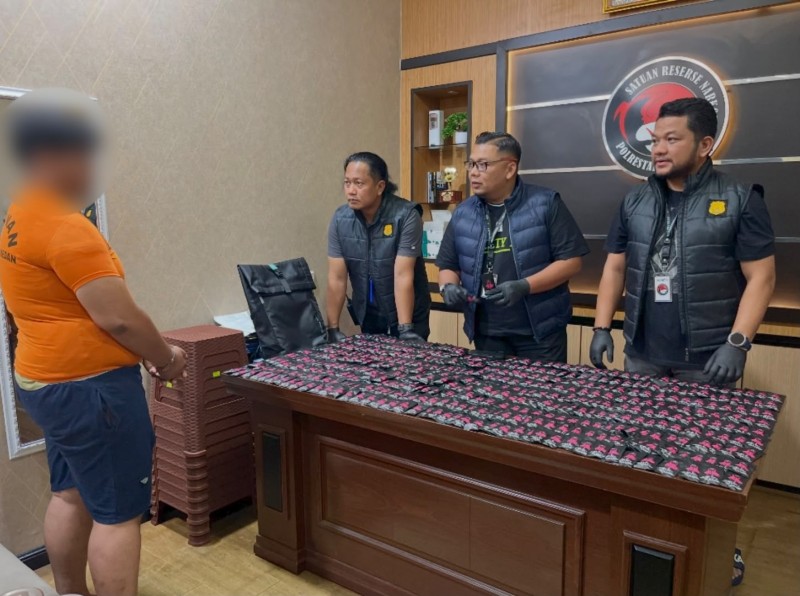 Oknum Mahasiswa Farmasi Jadi Bandar Pod Getar Diringkus