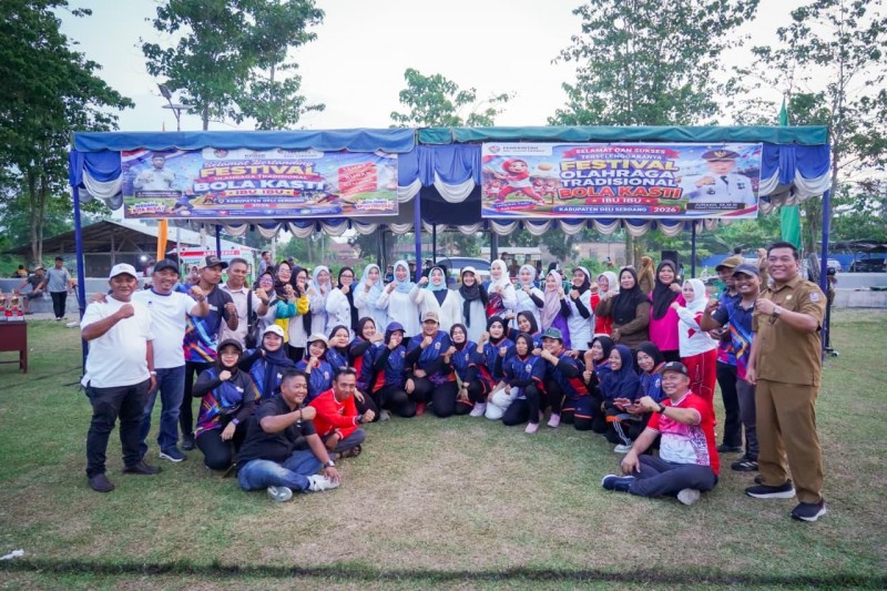 Festival Bola Kasti Antar Ibu-ibu Meriah, Ketua TP PKK Tekankan Sportivitas