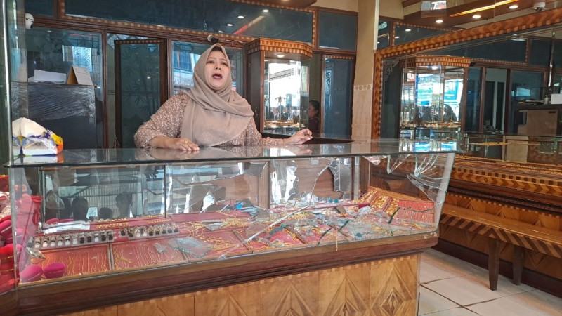 Perampok Bersenjata Laras Panjang Gasak Toko Emas Amin Setia di Tapaktuan
