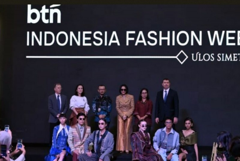 BTN Indonesia Fashion Week 2026 Usung Tema 'Ulos Simetria'