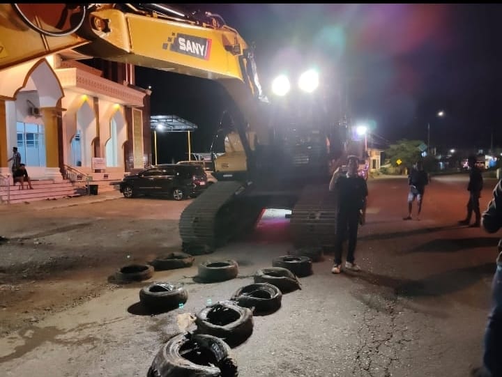 Pasok Eskavator Baru di PETI Kotanopan, Cukong "PW" Dinilai Kangkangi Instruksi Kapolri. Mana Taji Kapolres Madina?
