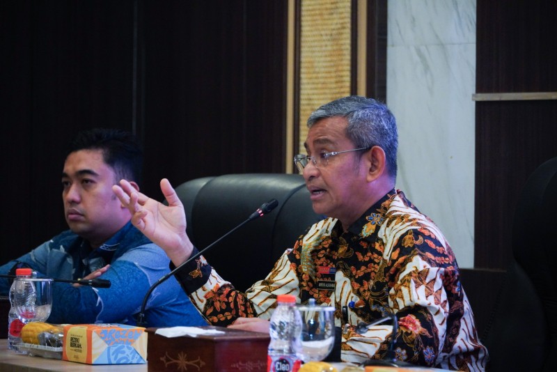 Dinilai Belum Maksimal, Wali Kota Medan Beri Tenggat Camat Tuntaskan Digitalisasi Bansos