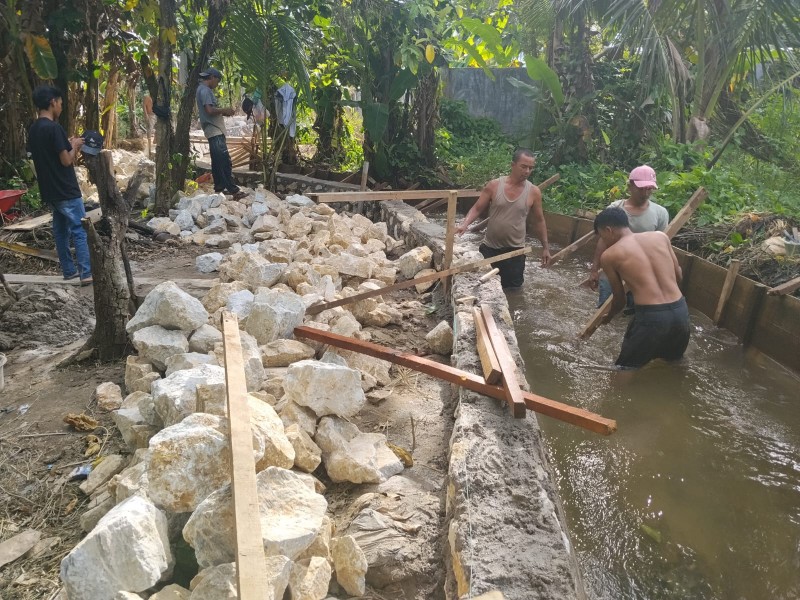 Proyek Drainase "Siluman" di Tangga Bosi III - Siabu Diduga Dibekingi Oknum Aparat "