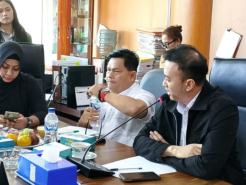 RDP Bahas Retribusi Parkir di KIM DPRD Medan, Dishub Tak Hadir