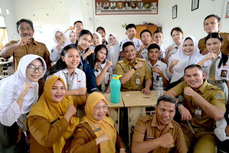 Gubernur Bobby Nasution Buka MPLS 2026 se-Sumut, Tekankan Pentingnya Menghormati Guru dan Orang Tua