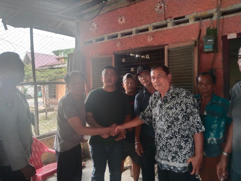Kapolsek Gunung Malela Turun Tangan Selesaikan Sengketa Pemindahan Makam Leluhur