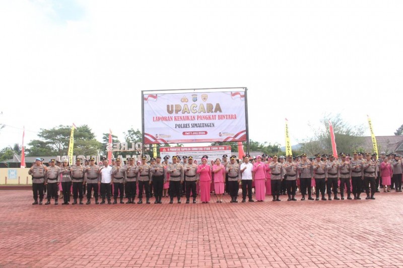 Kapolres Simalungun Pimpin Upacara Kenaikan Pangkat, 65 Personel Naik Setingkat Lebih Tinggi