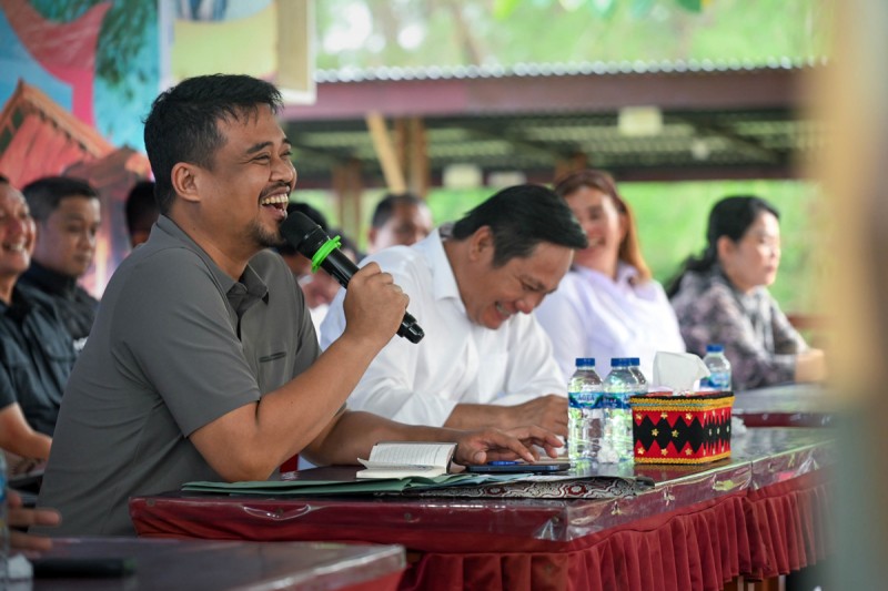 Bobby Nasution Serap Aspirasi Warga Nias Barat, Beri Solusi Langsung untuk Nelayan hingga Infrastruktur