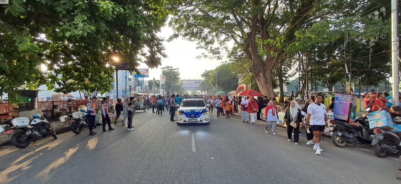 Sambut HUT RI KE - 81: Ribuan Masyarakat Tebingtinggi Padati Lapangan Merdeka