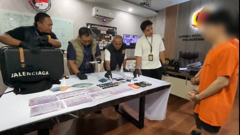WN Malaysia Ditangkap Pasok dan Edarkan Vape Narkoba Bersama Kekasih WNI