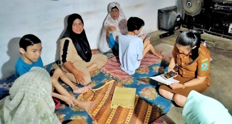 Pemkab Melalui Dinkes Simalungun, Bantu Dua Penderita DMD di Dolok Batu Nanggar