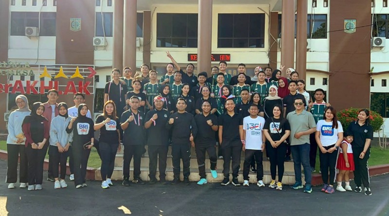 Sambut Hari Kemerdekaan, Kejari Poso dan BRI Gelar Senam Sehat dan Berbagi Juara Unik