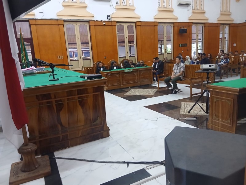 Terbukti Korupsi Pengadaan Smartboard, Budi Pranoto Dihukum 7 Tahun 6 Bulan