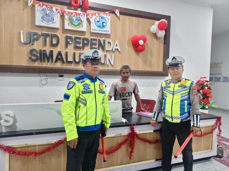 Kanit Patroli Ipda Andriasih Saragih Pimpin Blue Light Patrol Dan Sabuk Kamtibmas: Malam Aman Di Simalungun Adalah Prioritas Kami