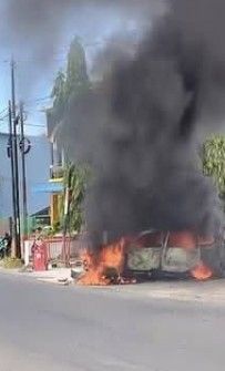 Pasca Isi BBM, Mobil Dilalap Api, 2 Penumpang Luka  Bakar