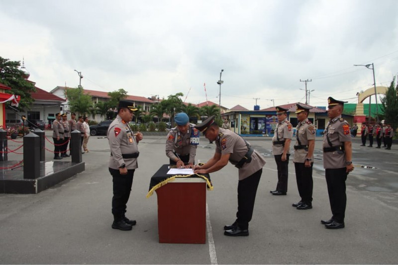 Polres Pelabuhan Belawan Gelar Sertijab Wakapolres dan Kapolsek Hamparan Perak, Sejumlah Pejabat Baru