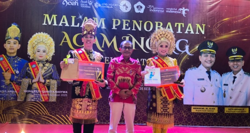 Iqbal Muksin dan Carissa Adelia Putri Dinobatkan sebagai Agam Inong Aceh Selatan 2026