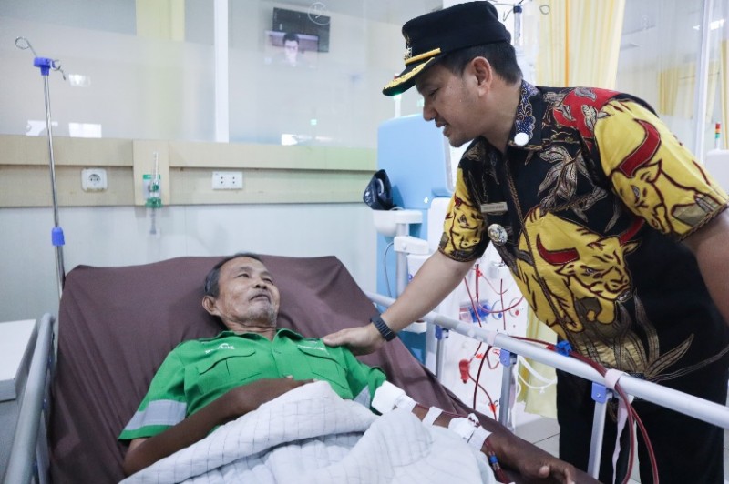 Wali Kota Tebing Tinggi, H. Iman Irdian Saragih, Meninjau Langsung Kesiapan Fasilitas Laboratorium Kateterisasi