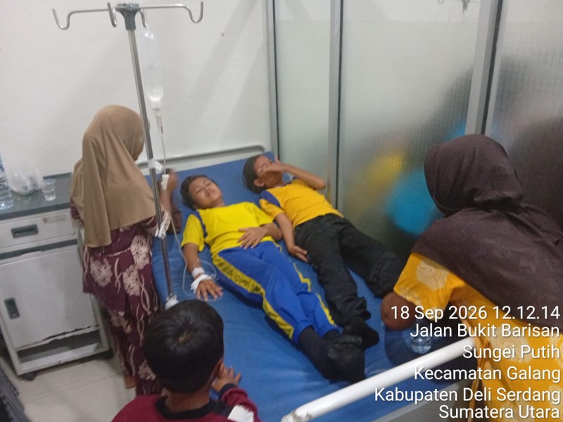 Geger...!!!! 38 Pelajar Keracunan MBG di Galang