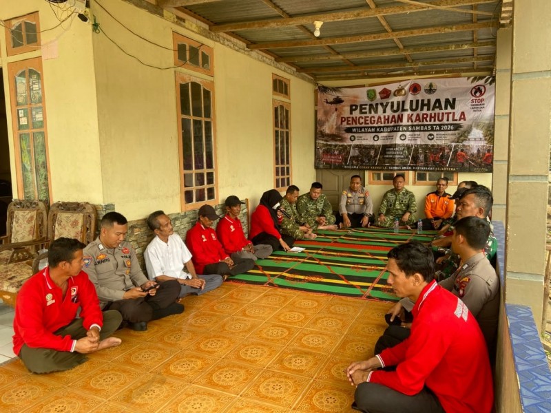 TNI Gelar Penyuluhan Pencegahan Karhutla di Kabupaten Sambas