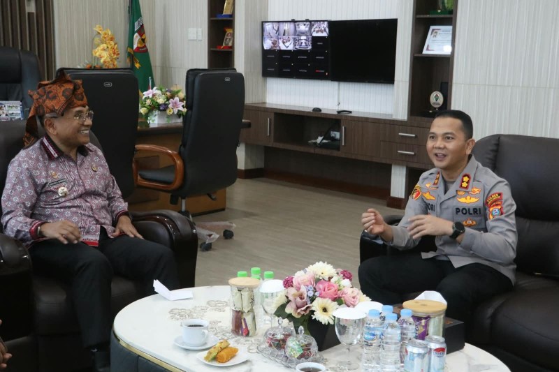 Kapolres Simalungun Sambangi Bupati, Perkuat Sinergi Jaga Kamtibmas dan Pelayanan Publik