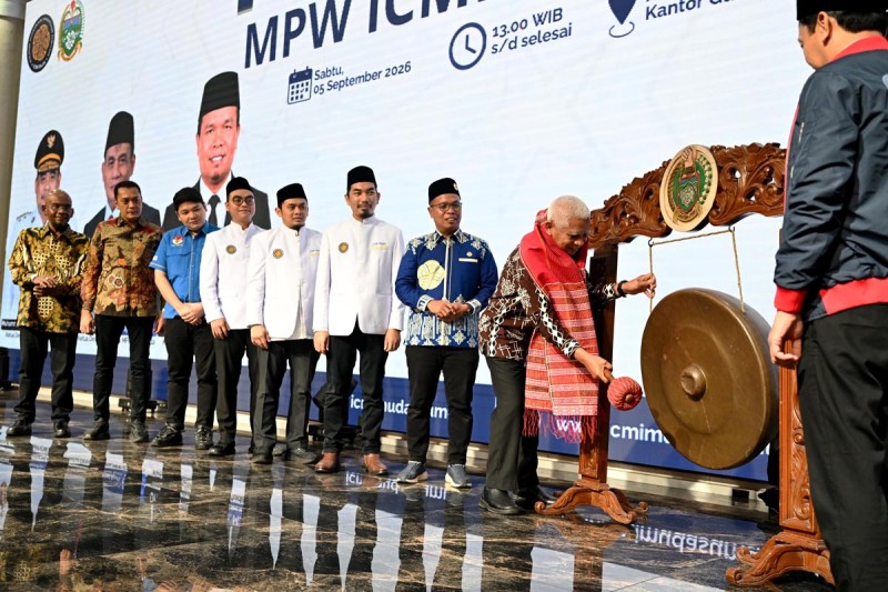 Pelantikan MPW ICMI Muda Sumut, Wagub Surya Dorong Pengurus Hadirkan Karya Nyata