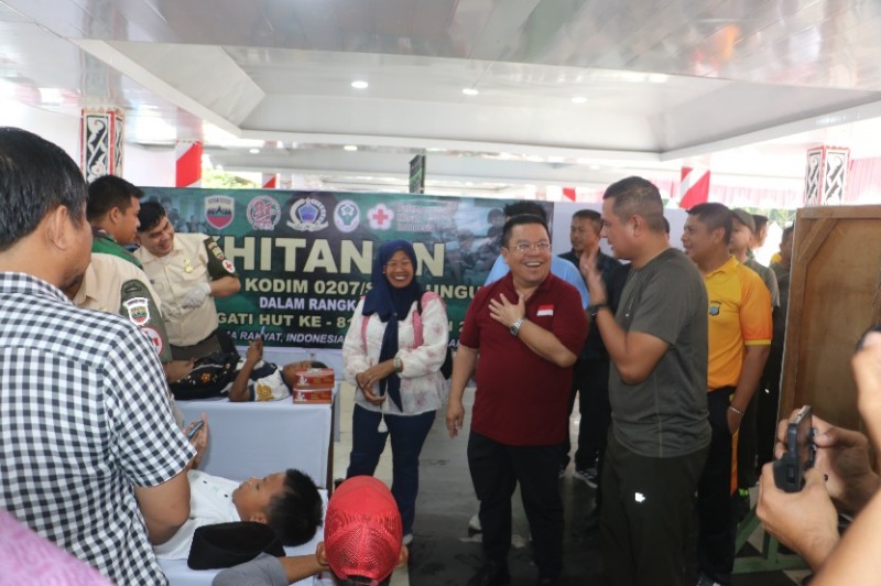 Sambut HUT TNI ke-81, Wali Kota Wesly Hadiri Baksos Kodim 02/07/Simalungun