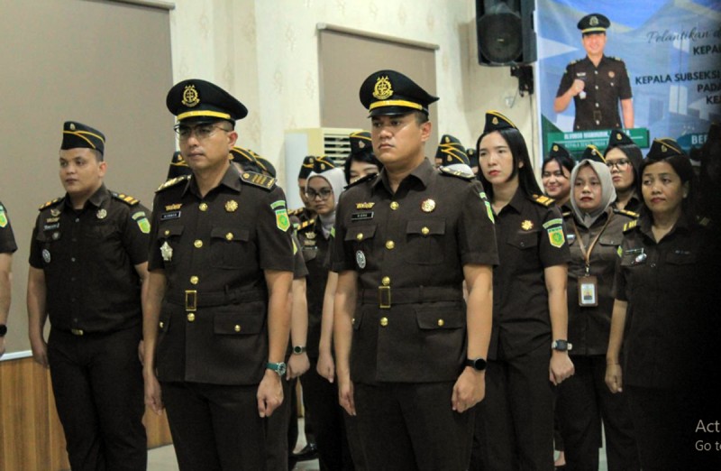 Kajari Belawan Yusup Darmaputra Lantik Alvonso Manihuruk Jadi Kasi Pidum Kejari Belawan